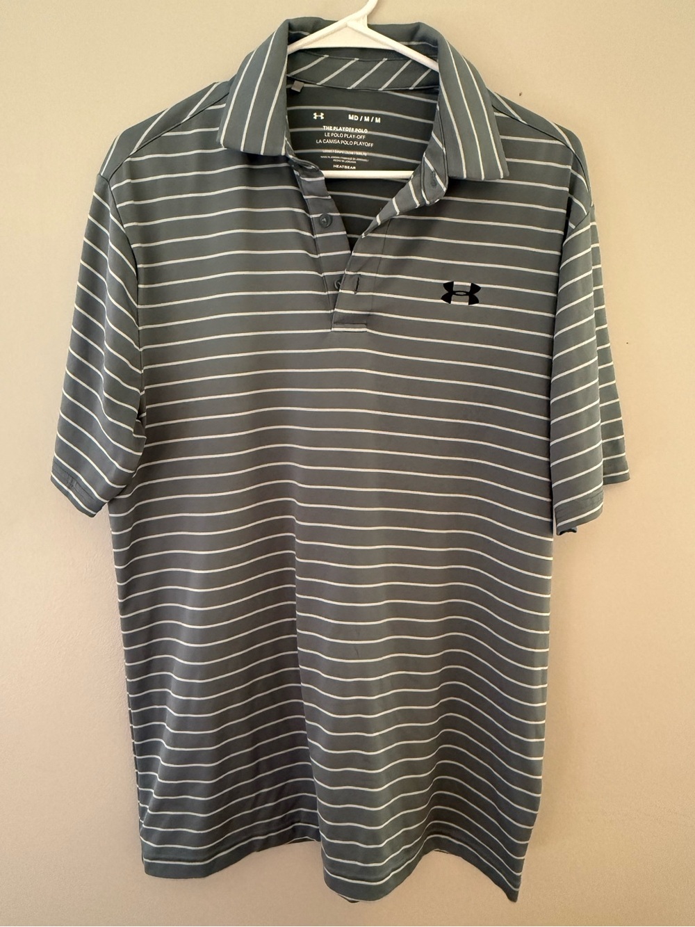 Under Armour Men’s Medium Gray and White Striped Polo